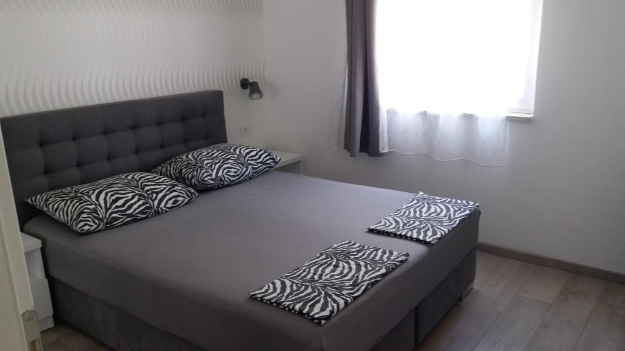 Apartment Mira II Драшнице Экстерьер фото